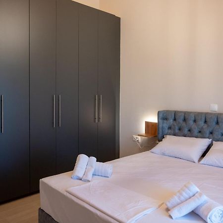 Paradise Apartments Artemida Екстериор снимка