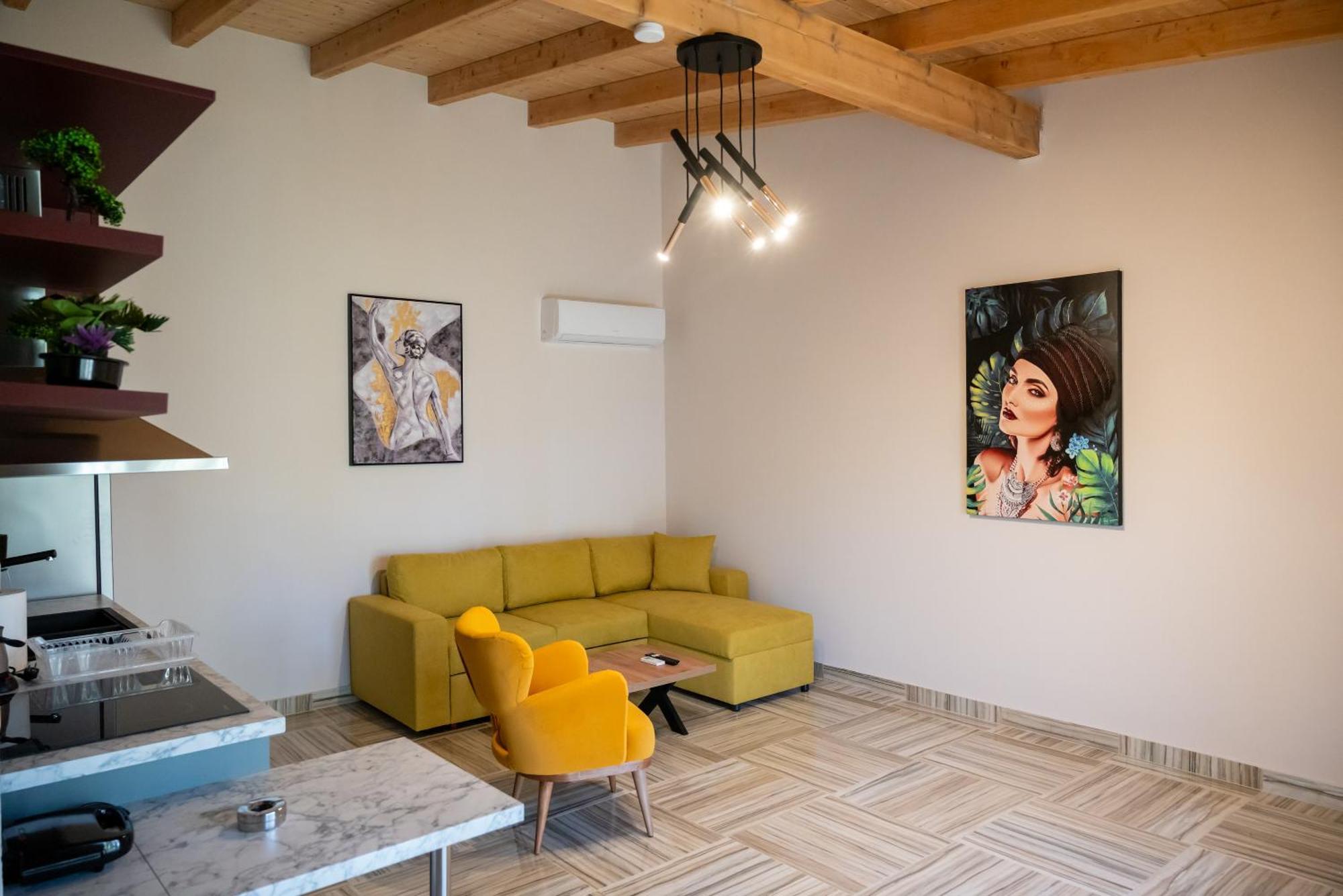 Paradise Apartments Artemida Екстериор снимка