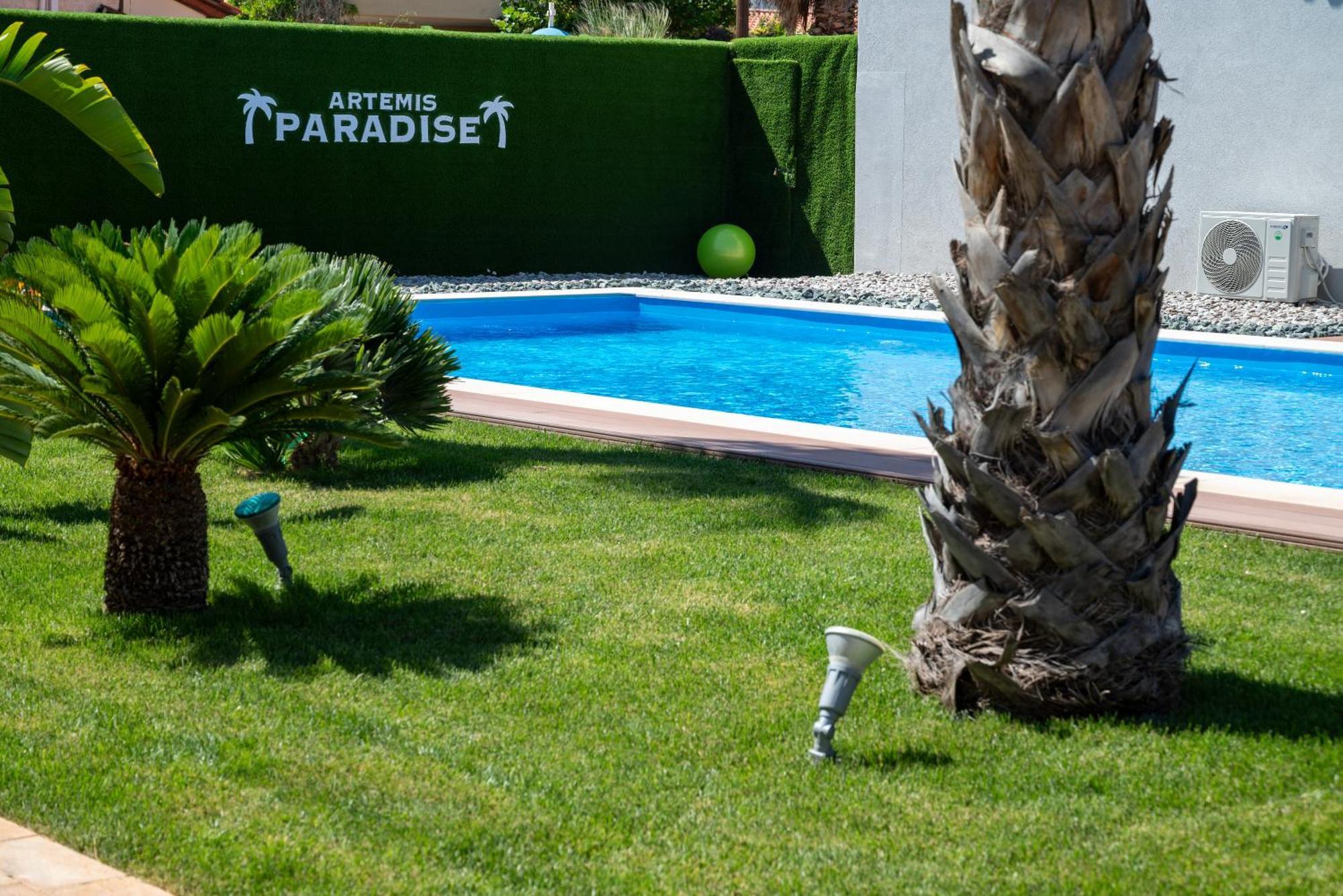 Paradise Apartments Artemida Екстериор снимка